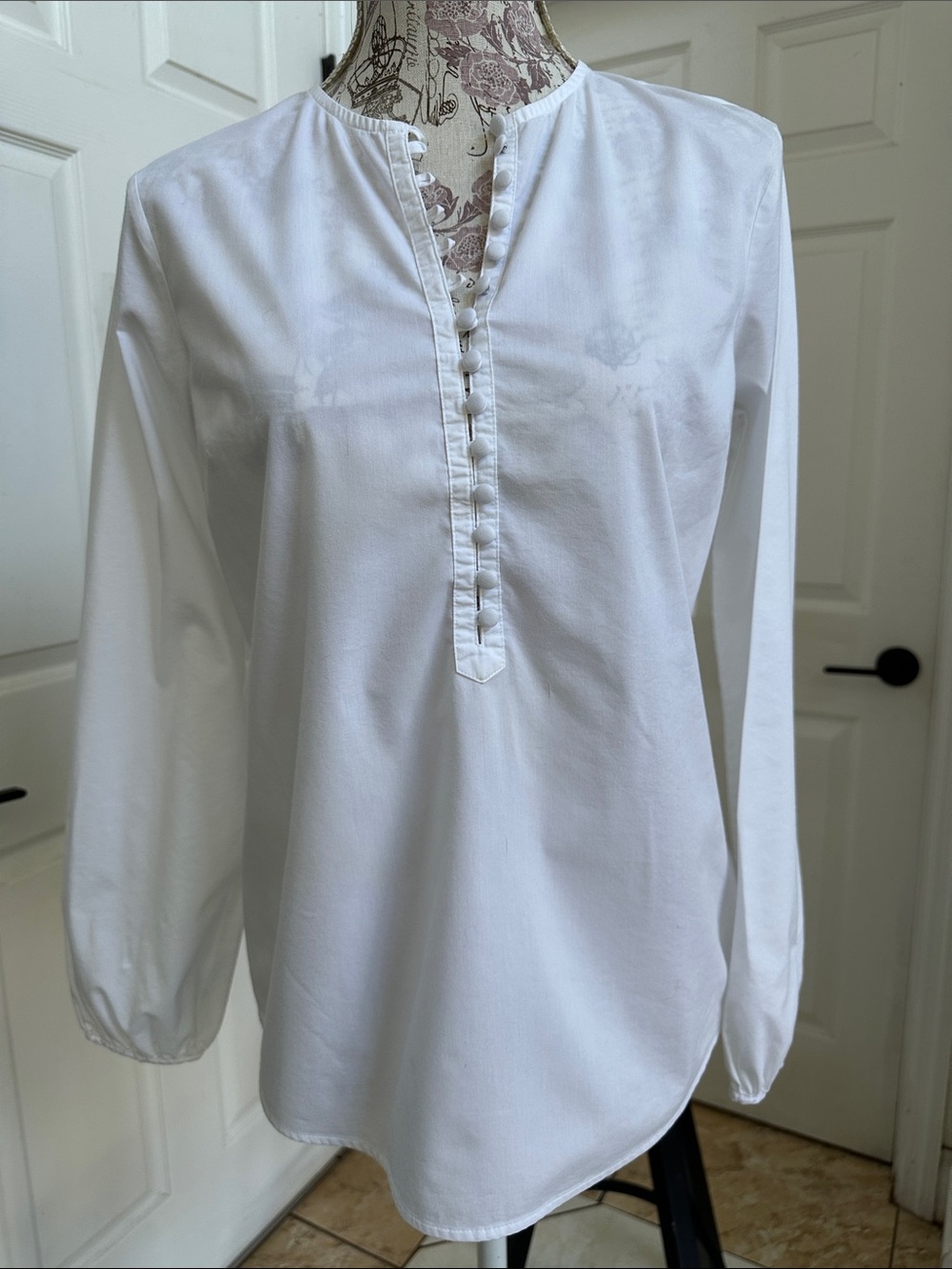 Brooks Brothers Red Fleece Women’s White Button-Placket Long Sleeve Top Size 2
